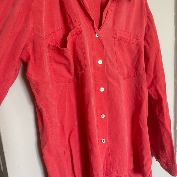 Hollister pink button down shirt - Picture 8 of 10